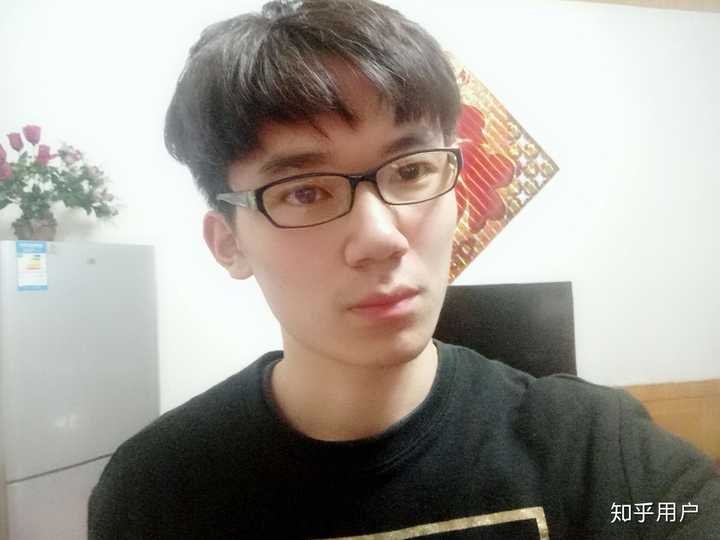 一直頭髮比較長的男生突然剪一個寸頭是怎樣的體驗?