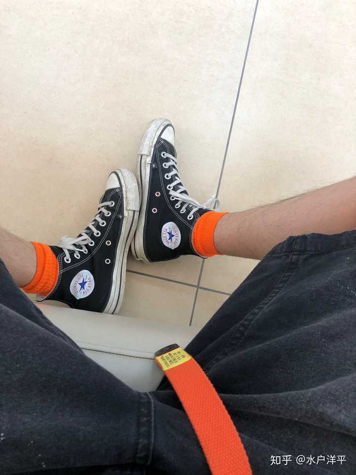 男生穿长袜还是短袜好看?