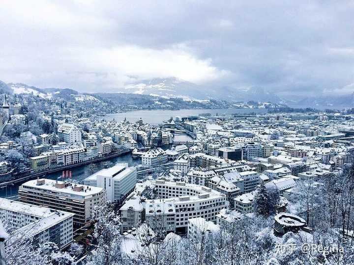 苏黎世雪景图片