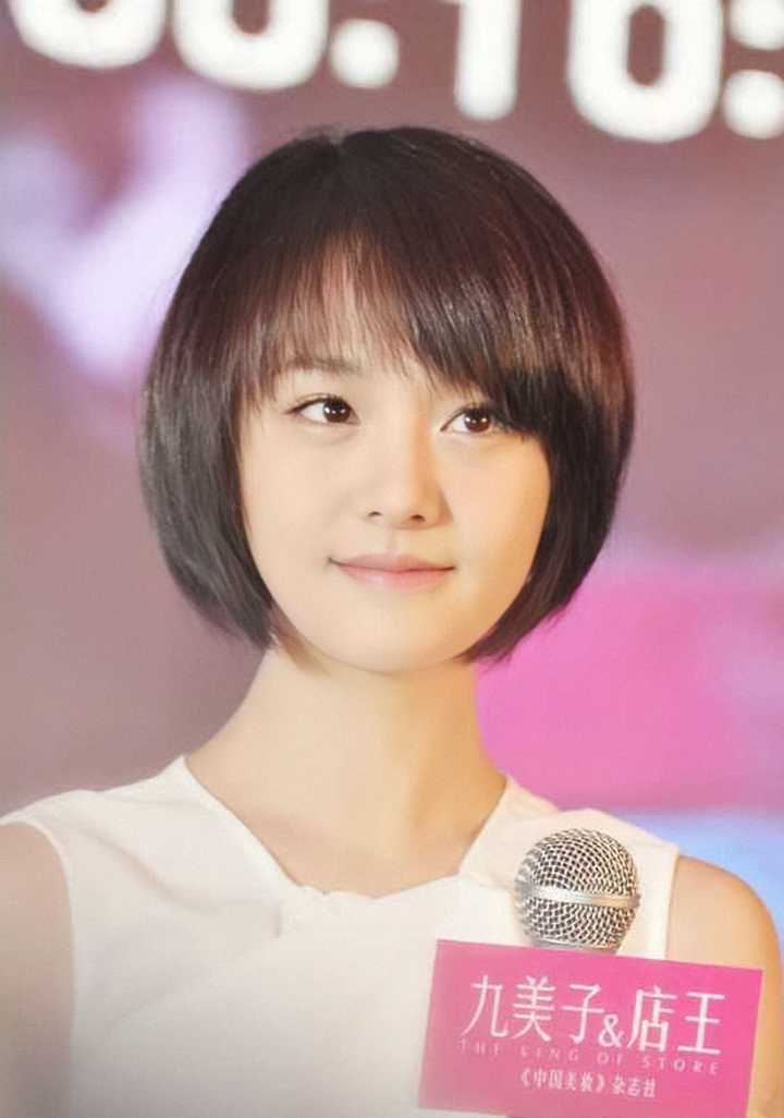 如何评价郑爽的长相?