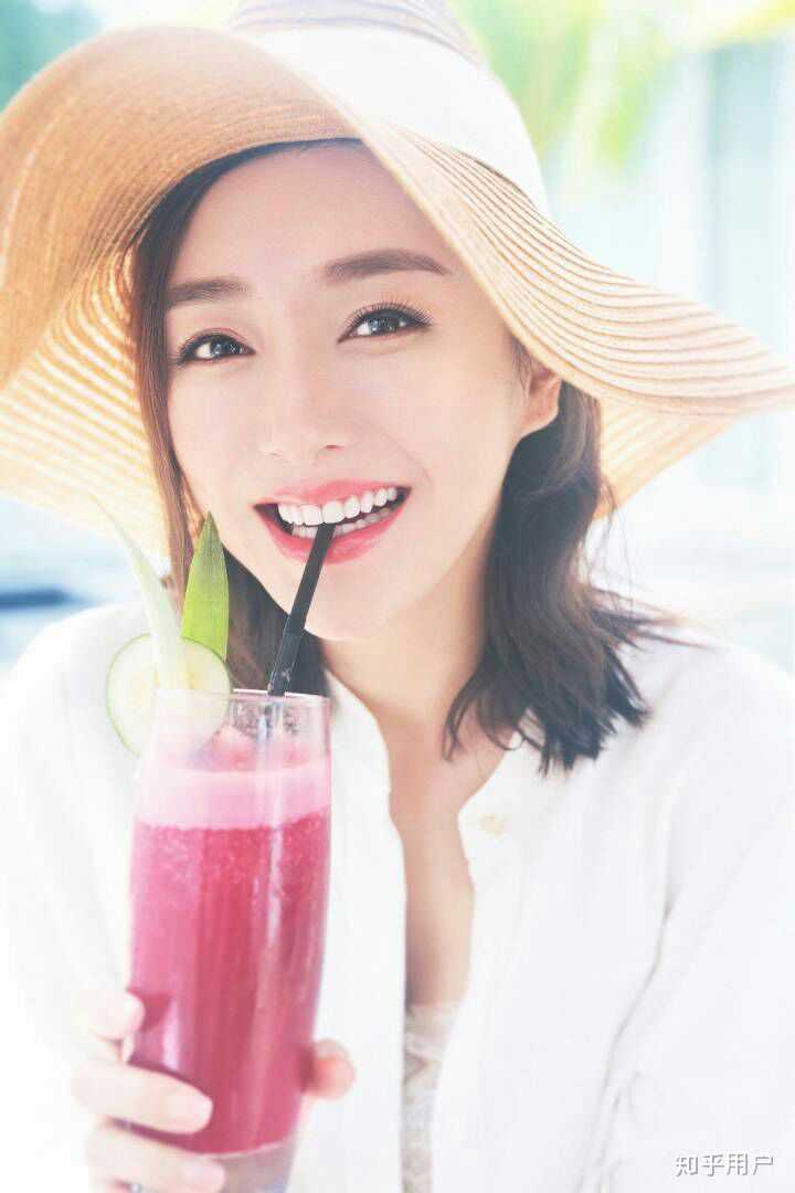 娱乐圈有可以被称作为神颜的明星吗?