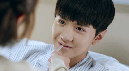 中国有能演宠物情人中男主的男演员吗,这种小奶狗类型的?