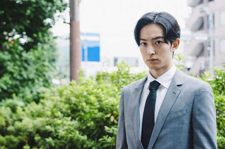 小越勇辉 / 福原遥 / 喜多乃爱 / 滨正悟 / 樱田通 / 黑羽麻璃央 / 床