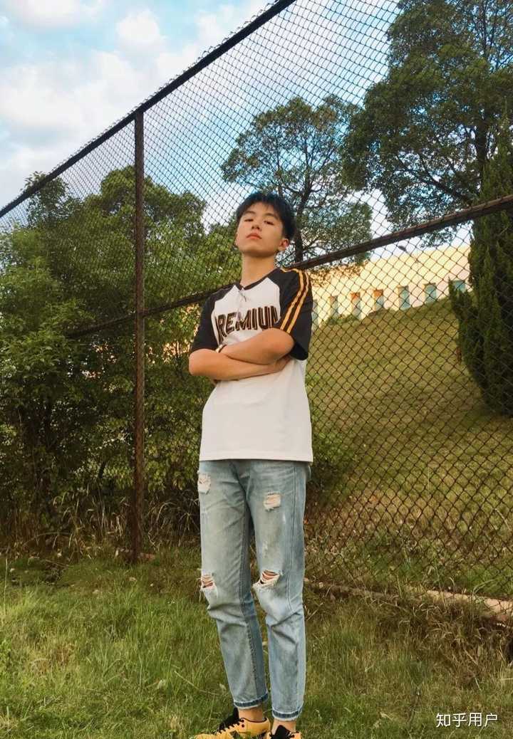 有哪张不知名的男生照片让你特别心动念念不忘珍藏至今,一直想知道他