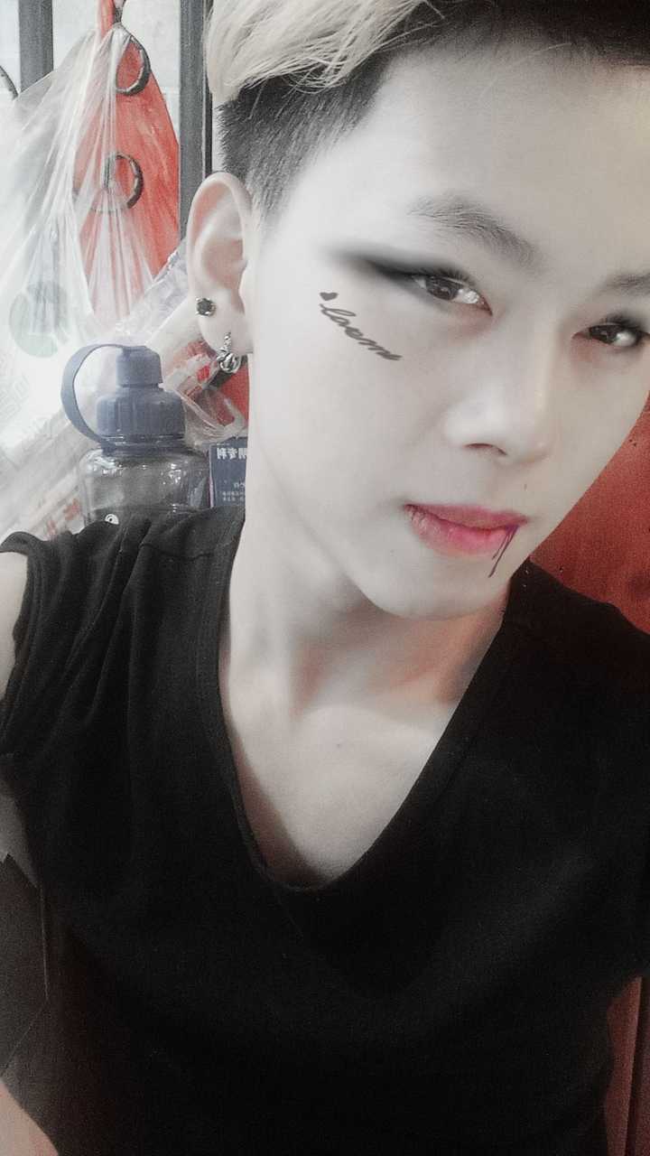 你们的男神杨绍?