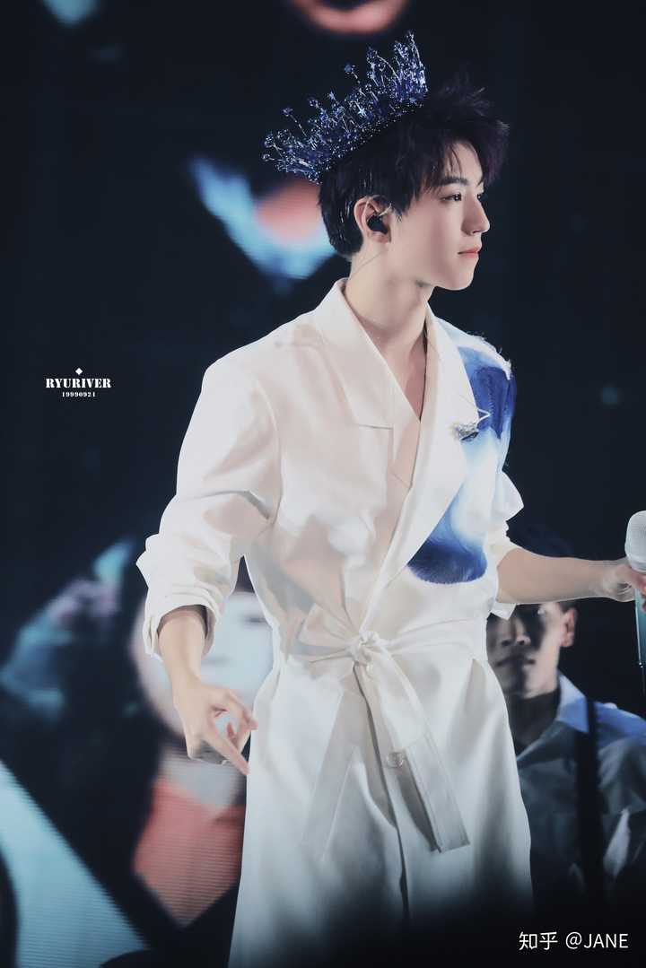 如何评价王俊凯20岁无边界演唱会?