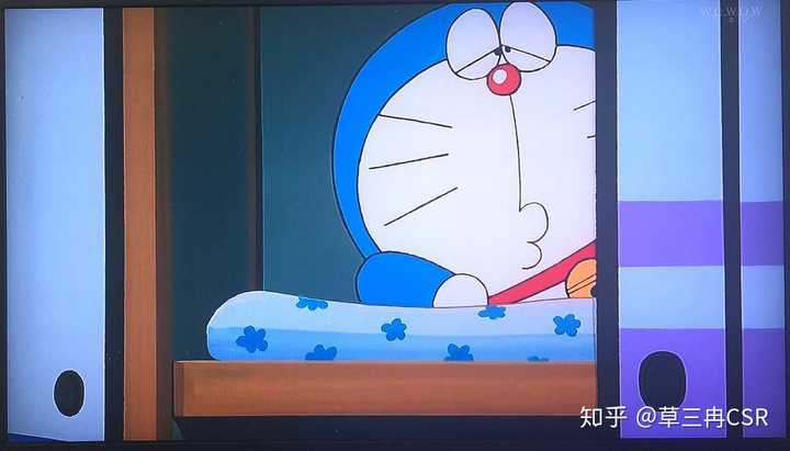 实际上很多人会对这种壁橱进行改装,将它变成书桌,沙发,甚至是儿童床