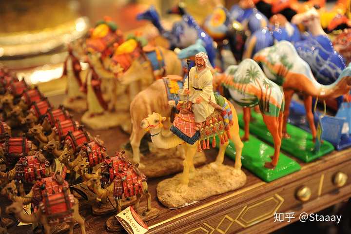 最后可以买一点明信片和摆件等纪念品,也不枉来过一趟哦~!