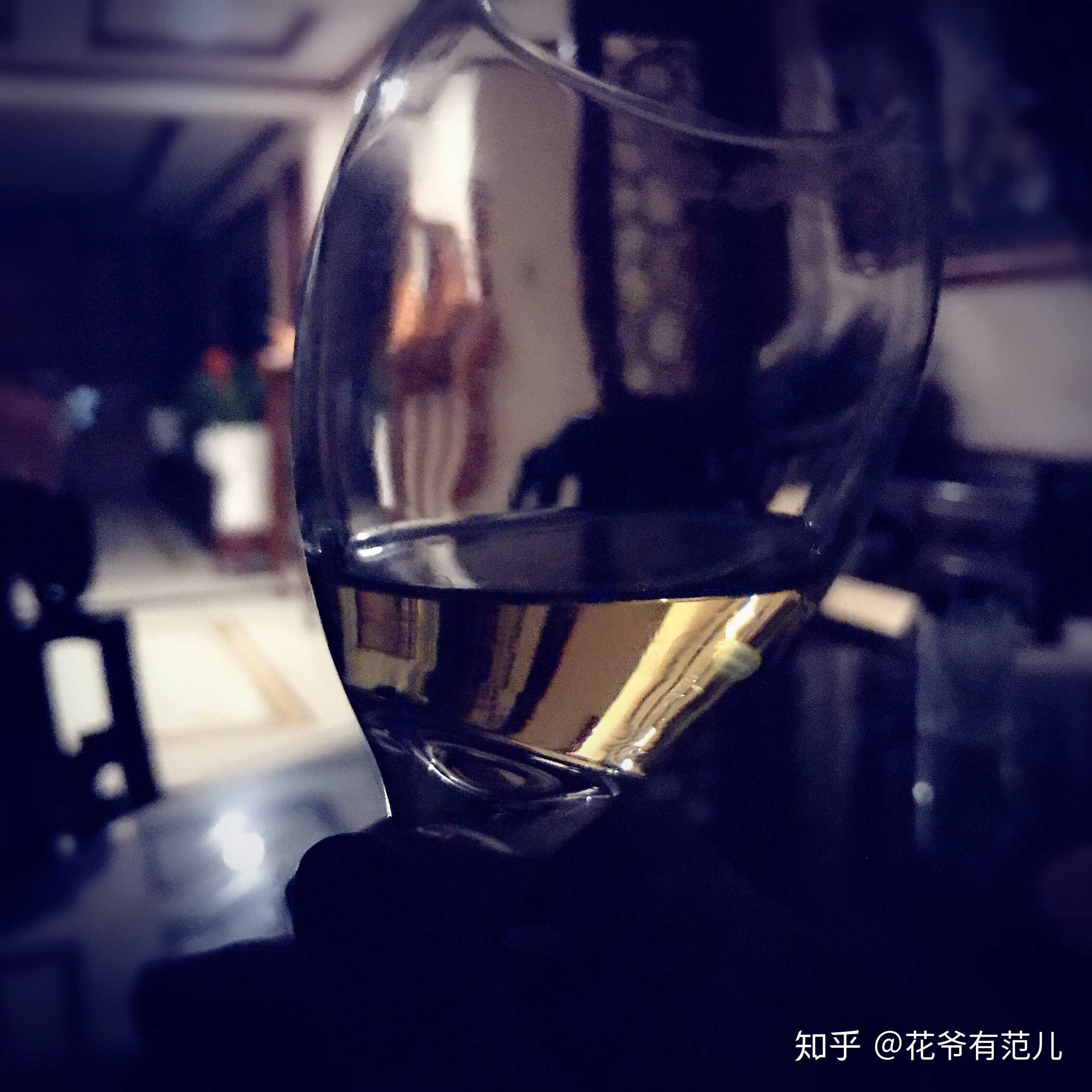 深夜的酒比早上的粥好喝