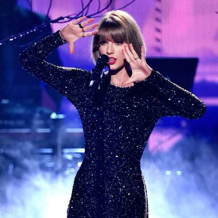 lover red red red red