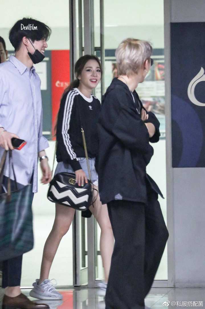 当然必须是2ne1的山兔子了