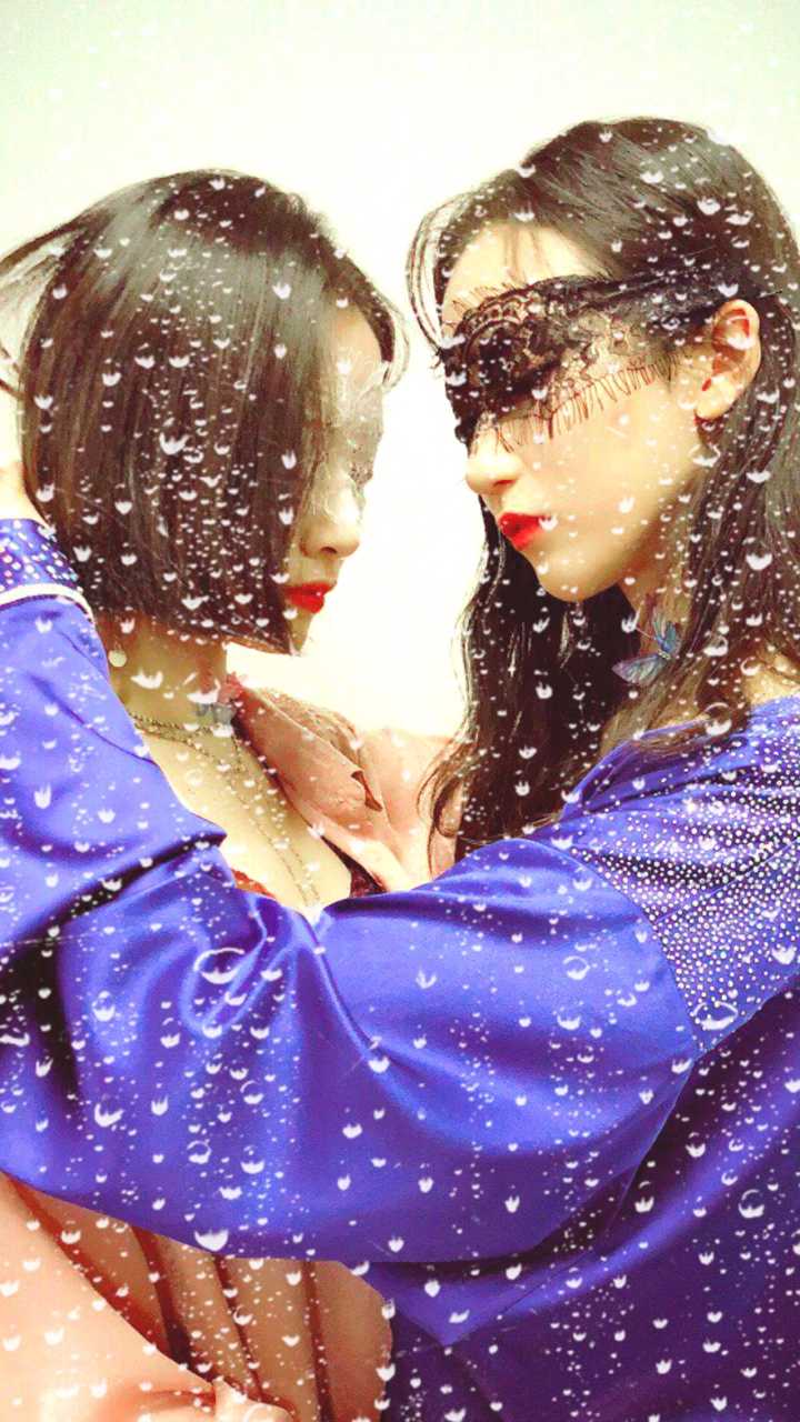 如何评价snh第四届金曲大赏许佳琪吴哲晗表演的《夜蝶》?