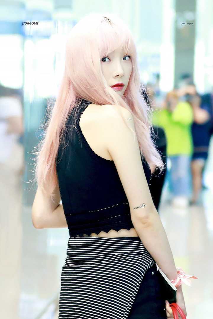 金泰妍的脸崩了吗