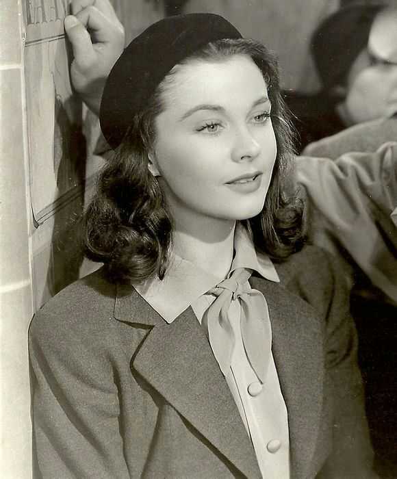 最后贴几张费雯丽的美图