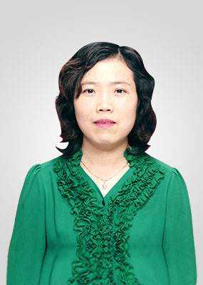 1,董美英 2,唐琼 3,侯杏莉 4.