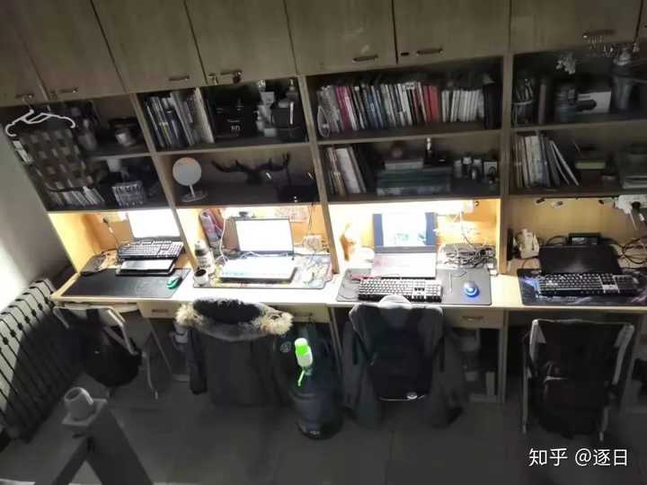 天津理工大学的宿舍条件如何澡堂是单人间吗
