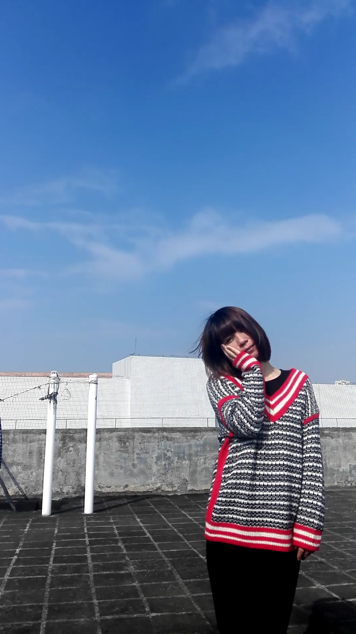 一个人旅行应该怎样自拍?