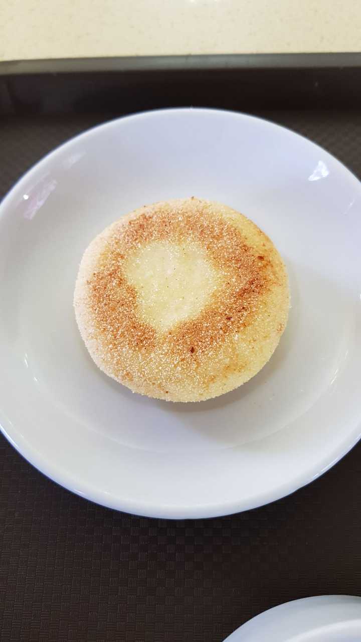 奶渣饼~~~~真的强推  在俄罗斯真的超级喜欢这个饼啊!