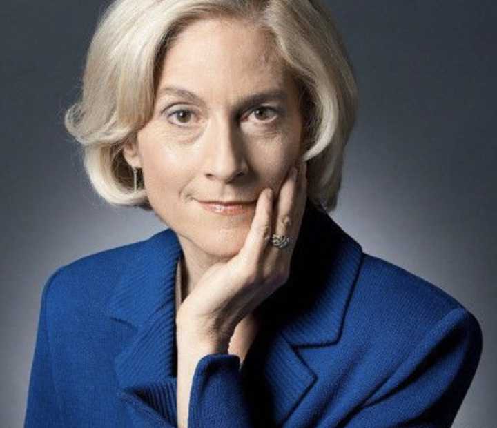 intj: (intj不赞同的眼神三连.jpg) infj: 气质差异蛮明显的.