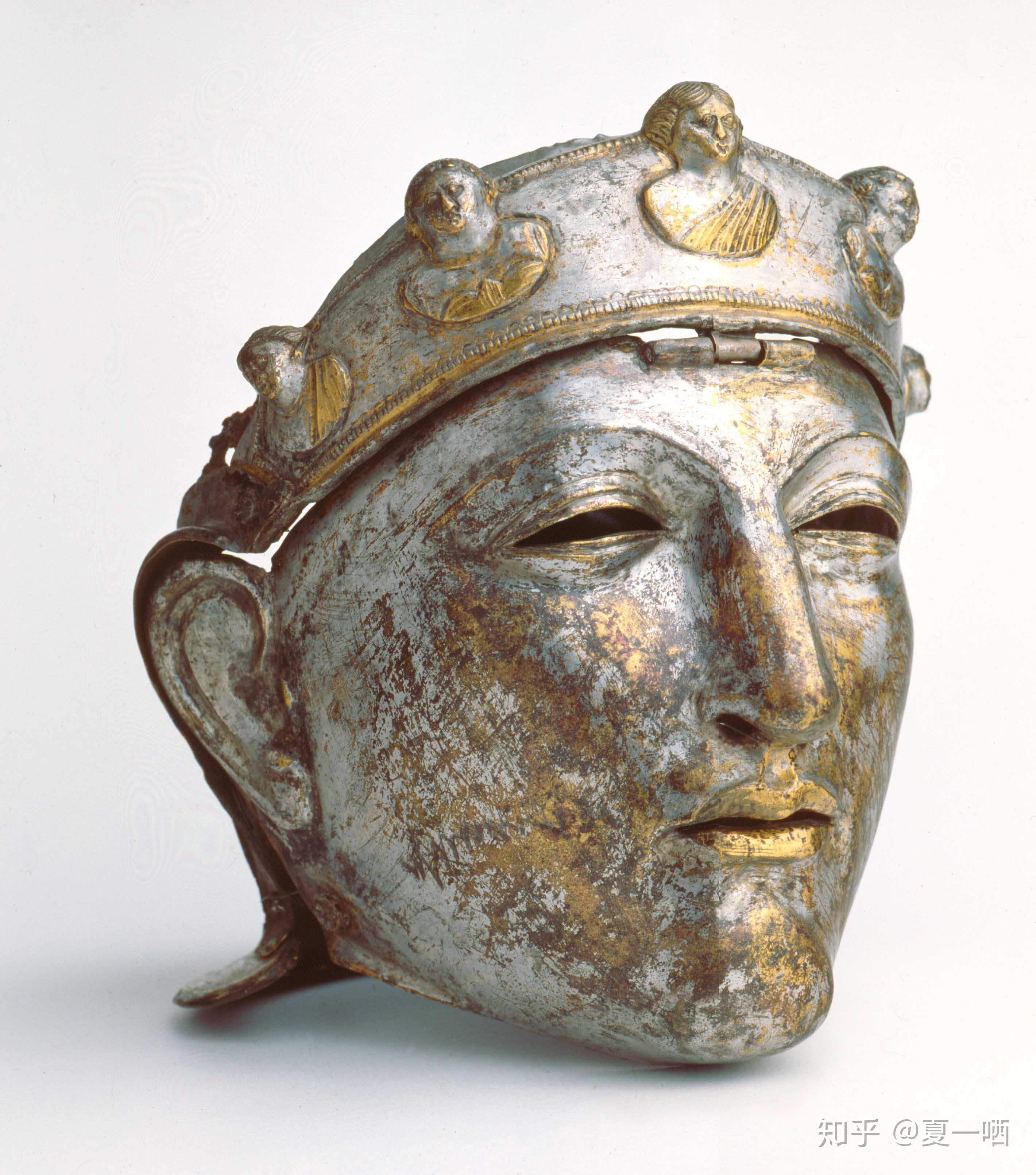 夏一哂 的想法: 古罗马一世纪精锐骑兵所使用的面具,可能… 