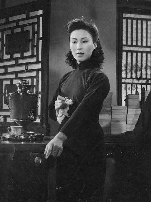 图片20查看更多简介影人:石羽 / 崔超明 / 张鸿眉 / 李纬 / 韦伟