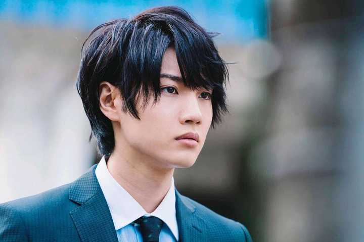 小越勇辉 / 福原遥 / 喜多乃爱 / 滨正悟 / 樱田通 / 黑羽麻璃央 / 床