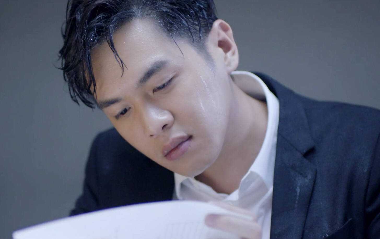 秦明之后张若昀的路应该会越来越好走,虽然觉得他其实有能力带出更好