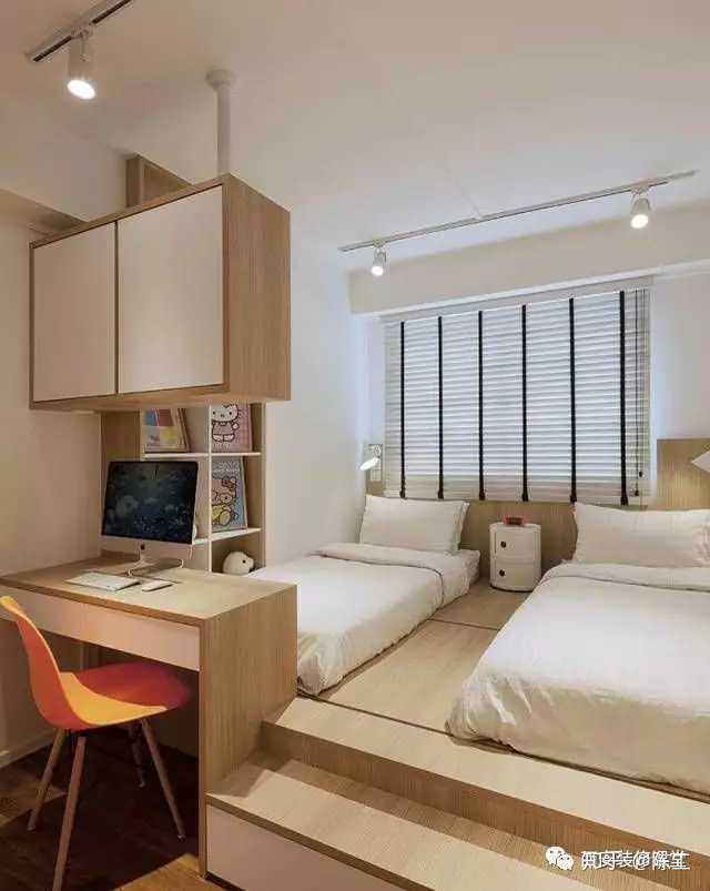 长2.7米宽2.5米的房间,想放一个一米八的床和一个柜子一个怎么设计?