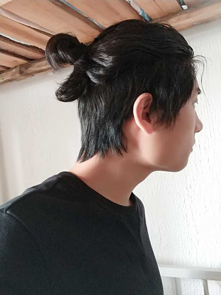 男生留长发是种怎样的体验?