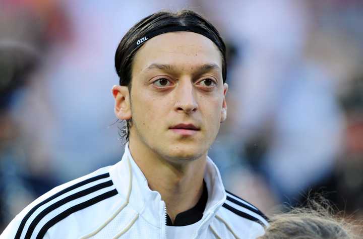 有没有哪些死鱼眼帅哥?