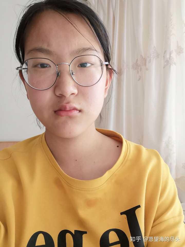 长得丑,自卑 ,怕被拒绝.