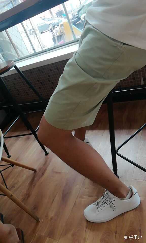 拥有一双大长腿是种怎样的体验?