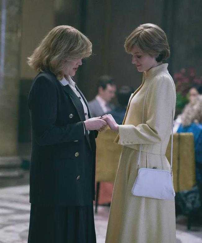 如如得水 的想法: 如何评价netflix出品的《王冠》(the crown)?