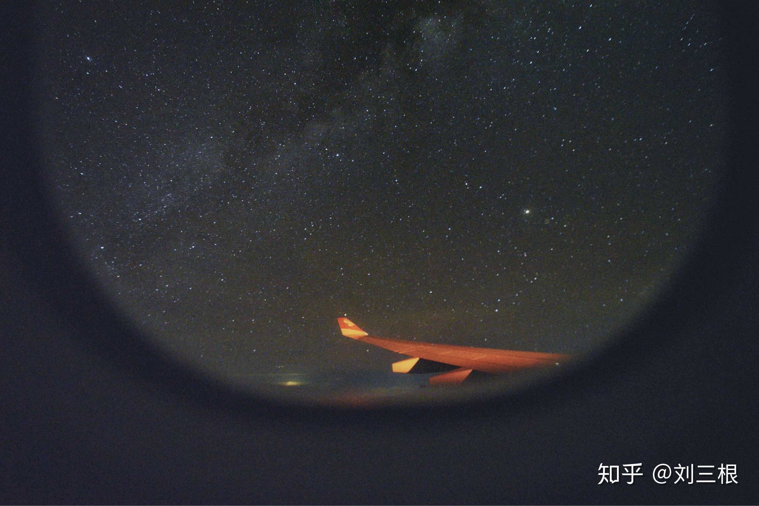 飞机上的星空,印尼你好