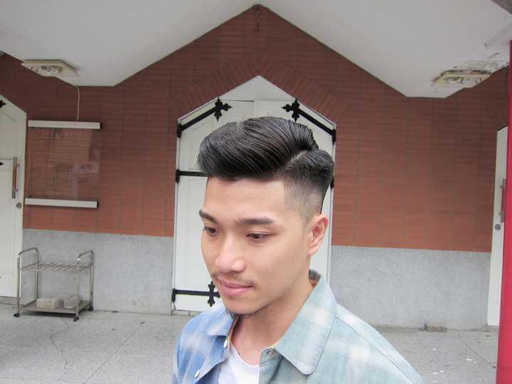 有没有那种既能放下来又能背上去的发型 知乎