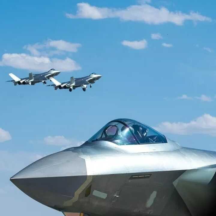 求歼二零qq头像?