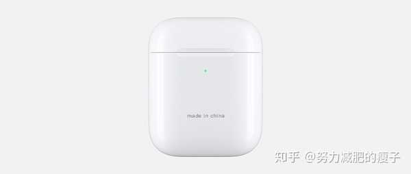 苹果的 AirPods 充电盒可以刻字了,你会刻什么字?