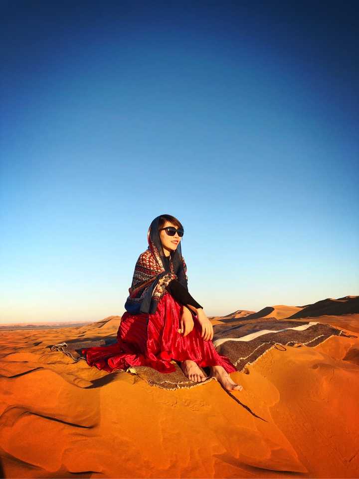 在沙漠中拍照穿的超好看(上镜)的衣服有哪些风格?