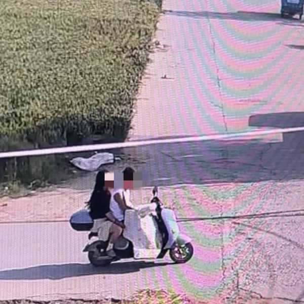 网红边牧「锄头」丢失后遭转卖宰杀，狗主人希望刑事立案，偷狗人责任可能如何定性？栓绳与否会影响判决吗？
