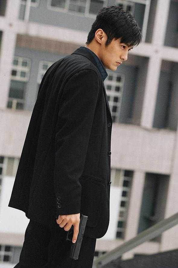 李美琪 / 元华 / 夏雨 / 李冰冰 / 安志杰 / 龙比意 / 梁洛施