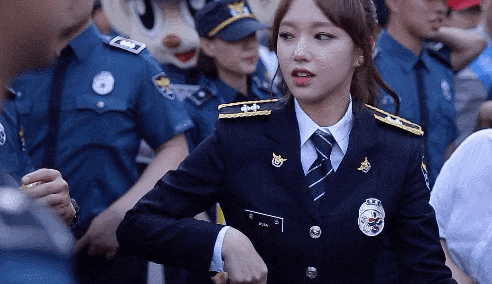 有哪些惊艳你的女子偶像动图(gif)? - 知乎