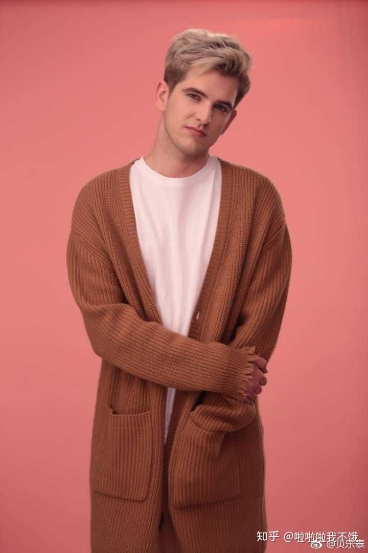 如何评价《非正式会谈》常驻嘉宾贝乐泰?