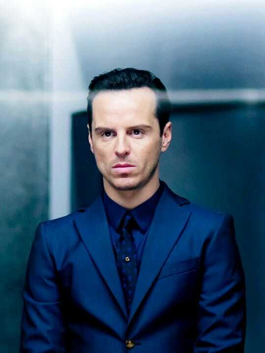 我真的不是個好人 andrew scott在神探夏洛克裡面扮演的jim moriarty