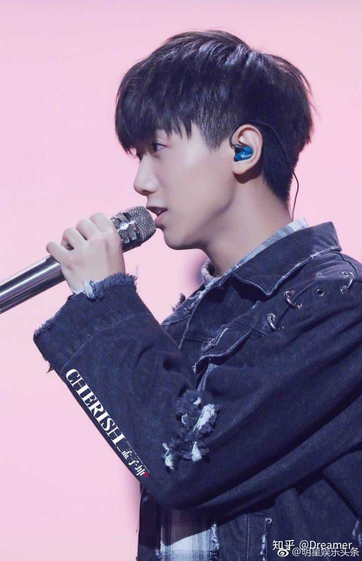 如何理解孟子坤的《晚枫歌》? - 柠梦晨切客闹