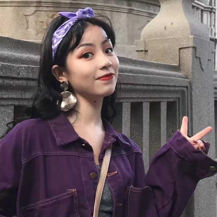 有没有一看就想恋爱的女生头像推荐?