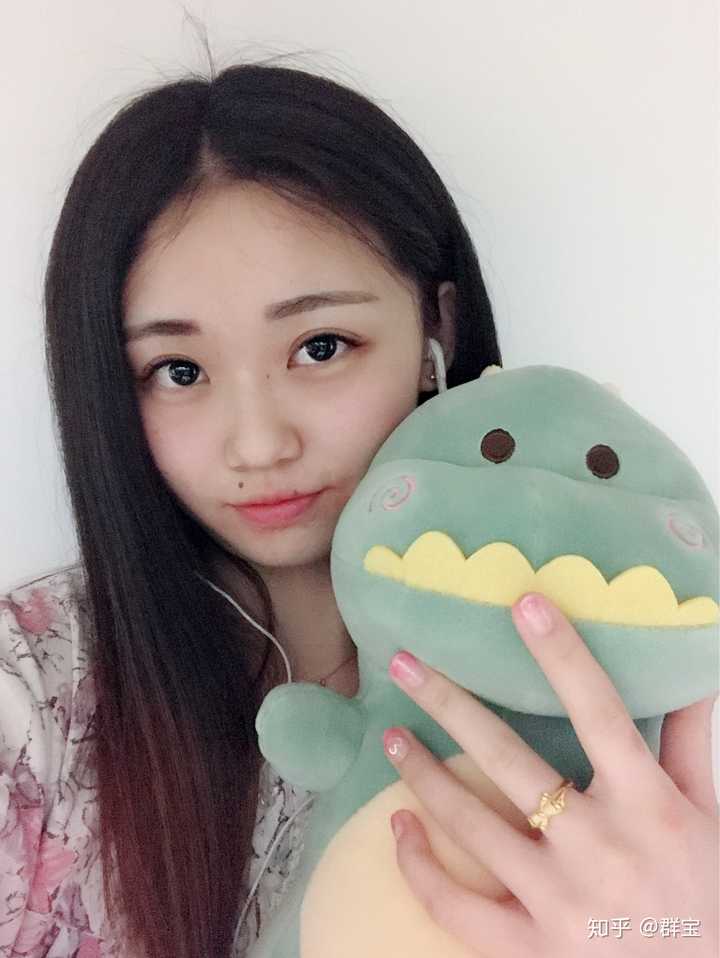 女生长得漂亮没人追是种怎样的体验?