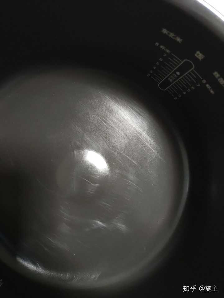 电饭煲刮痕处理