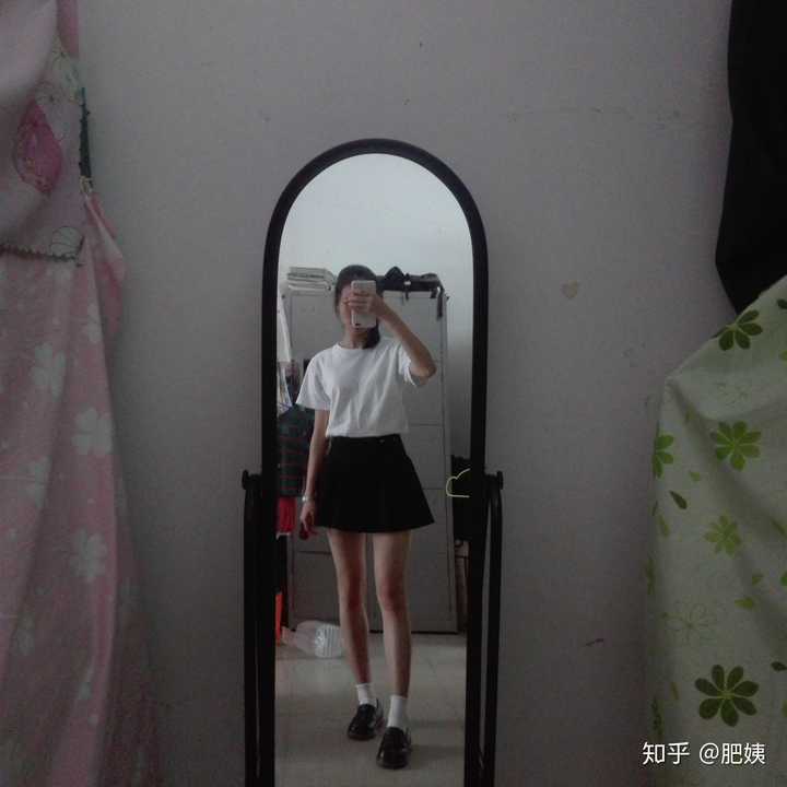 对镜子拍起来比较胖哈哈哈哈哈