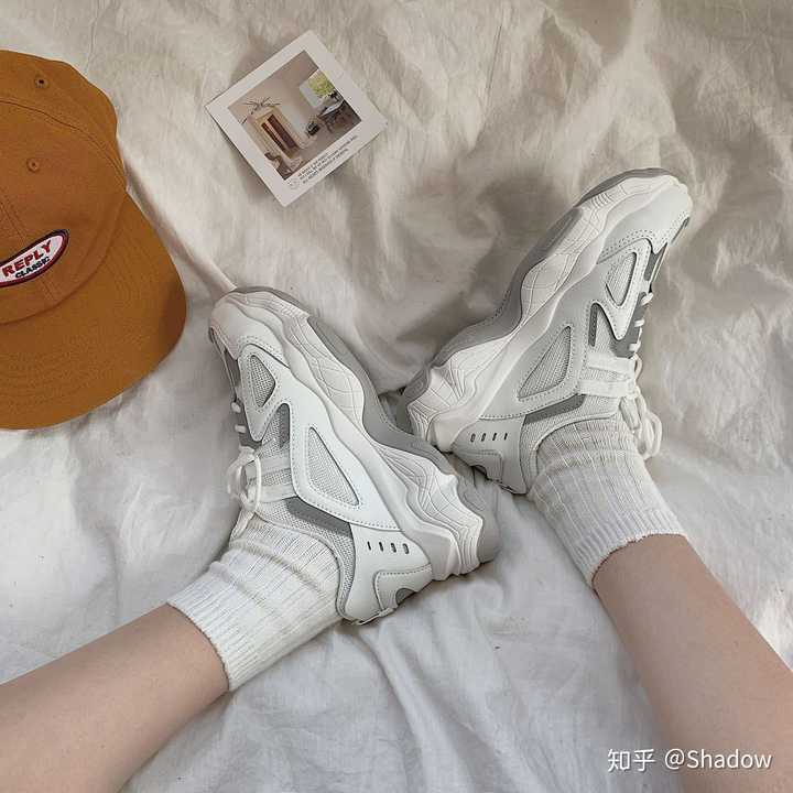 女孩子运动鞋有哪些推荐
