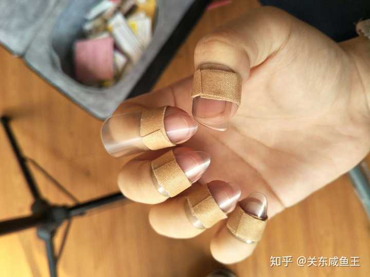 三弦指甲怎么用?(技巧)?